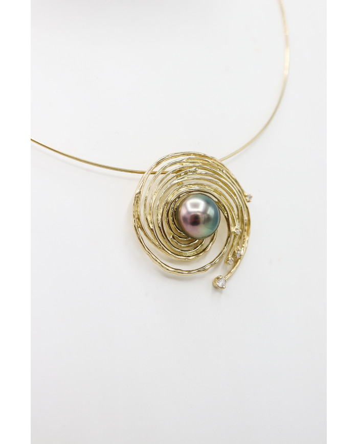 Saturne pendant