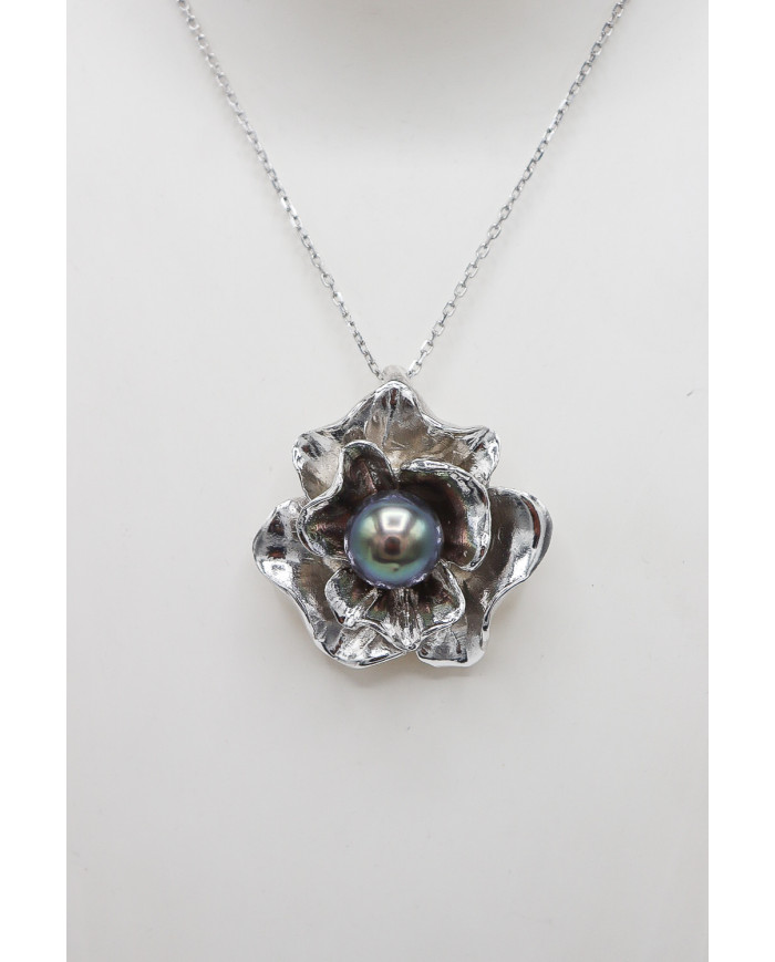 Hibiscus Pendant