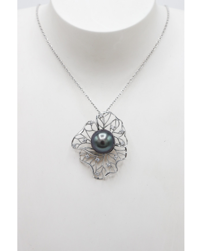 Pendentif Flamboyant